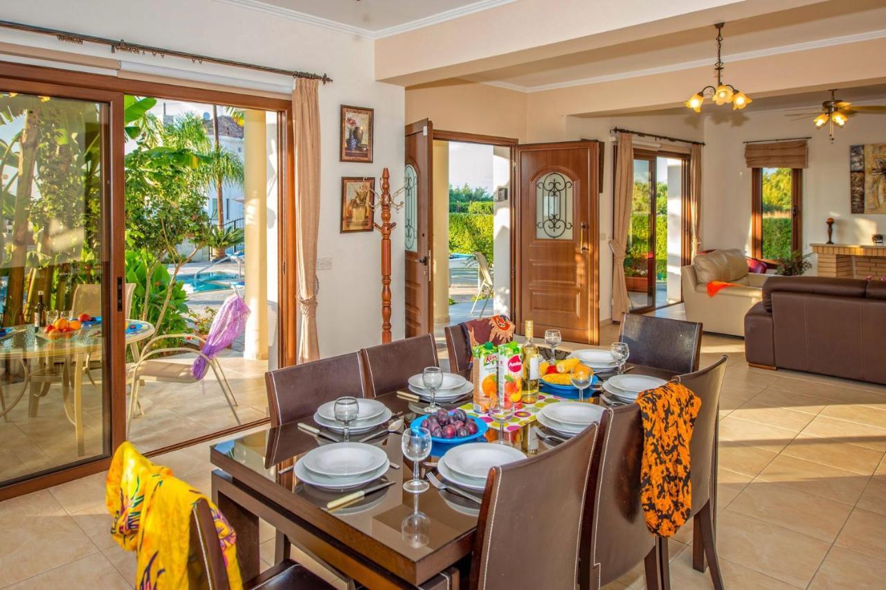 Dora' S Villa 아르가카 외부 사진