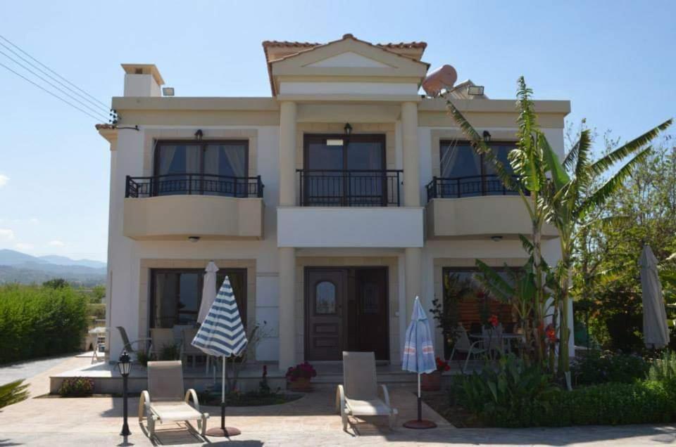 Dora' S Villa 아르가카 외부 사진
